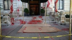 Vandalism Targets New York Times Editor Amid Gaza Coverage