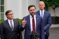 Vance predicts government shutdown after meeting between Trump, congressional leadership