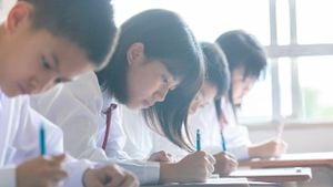 Japan Agrees On Education And Social Security Reforms