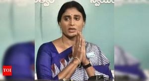 YS Sharmila Accuses Government Of House Arrest Amid Capital Controversy