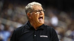 Geno Auriemma Breaks NCAA Coaching Wins Record