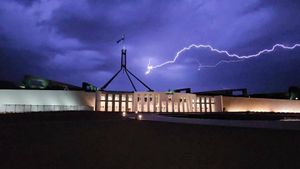 Severe Thunderstorm Warnings Issued For Canberra And Queanbeyan