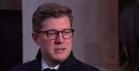 Senior No 10 aide resigns over 'sexually explicit messages about Diane Abbott'