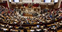 Utilisation illicite de frais de mandat : les députés Kerbrat (LFI) et Engrand (RN) exclus 15 jours de l’Assemblée nationale