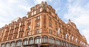 Harrods Workers Prepare For Christmas Strike