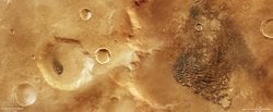 Mars’ta Metalik Görünümlü Kumullar: Kaiser Krateri’nden Büyüleyici Görüntüler!