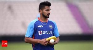 Umran Malik's Injury Forces Major Changes At KKR