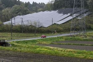 Japan Advances Flexible Perovskite Solar Panels Ambitiously