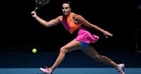 Top-seeded Sabalenka powers her way into quarterfinals