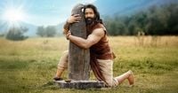 Kannappa Movie Review Quicker: Vishnu Manchu Starrer Questions The Thin Line Between Devotion & Superstition But The Emotions Fail To Land!
