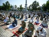 Govt announces Eid-ul-Fitr 2025 holidays