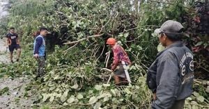 Super Typhoons Devastate Philippines Amid Calls For Action