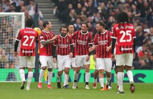 Tottenham Legends Triumph Over AC Milan Glorie In Charity Match