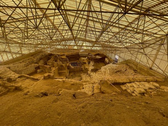 Bkz. Çatalhöyük Antik Kenti