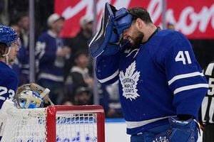 Maple Leafs Goaltending Crisis After Stolarz Injury