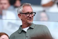 Gary Lineker names two problems he saw at Man United that Michael Carrick must improve on