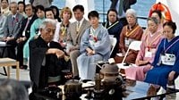 Genshitsu Sen, Japanese tea master, dies at 102