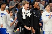 March Madness 2025 betting: Cooper Flagg's Duke Blue Devils are consensus title favorite at sportsbooks