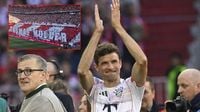 FC Bayern München: Thomas Müller mit riesengroßer Choreographie verabschiedet - 