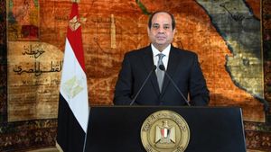 President El-Sisi Celebrates Ramadan, Reviews Housing Initiatives