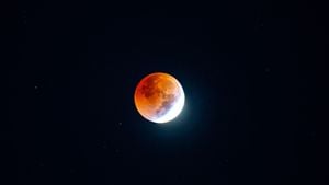 March 2025 Sees Stunning Total Lunar Eclipse