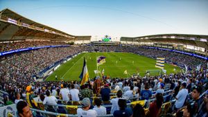 LA Galaxy Kicks Off Season Against San Diego FC's Debut