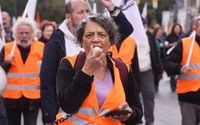 Labor Day rallies wrapping up as political leadership takes stock | eKathimerini.com