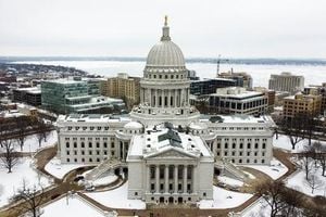 Wisconsin Faces Redistricting Showdown Before 2026 Elections