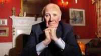 How ex-Lib Dem leader Menzies Campbell beat OJ Simpson in 100m race to set record as tributes pour in