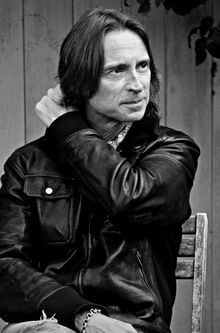 Robert Carlyle