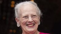 Queen expected to leave hospital this weekend, says palace