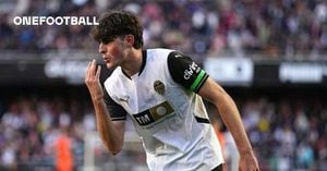 Valencia CF Races Against Time To Reinforce Defense And Fend Off Transfer Interest