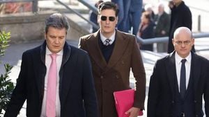 Madrid Court Acquits Medina, Sentences Luceño In Mask Fraud Case