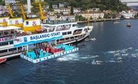 Russian swimmer goes missing during Bosphorus cross-continental race in İstanbul - Turkish Minute