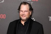 Marc Benioff apologizes for suggesting National Guard be sent to SF