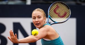 Potapova Faces Bronzetti For Transylvania Open Title