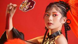 Çekik Göz Sendromu: Fiziksel Bir Fenomen mi, Yoksa Hormonel Bir Yansıma mı?