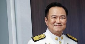 Thailand King Endorses Anutin Charnvirakul’s New Cabinet