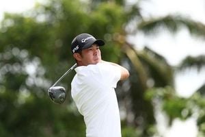 Nakajima Finishes Second At Porsche Singapore Classic