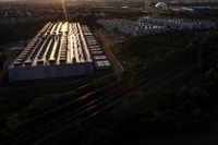 活況のＡＩデータセンター、トランプ関税でコスト増へ－遅延の恐れも
