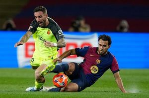 Inter Triumphs Over Barcelona In Champions League Thriller