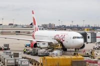 Reports of smoke onboard prompt emergency Air Canada landing | National