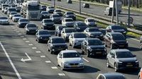Afgesloten A9 zorgt voor zware ochtendspits: A1, A2 en A9 staan muurvast