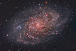 M33'ün Hidrojen Bulutları