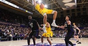 Michigan Rebounds With Dominant Road Win Over Washington
