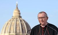 Il Conclave, Il Giornale e il papabile Pietro Parolin: «Mi sento turbato»