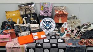 Le Iene Uncovers Celebrity Counterfeit Handbag Secrets