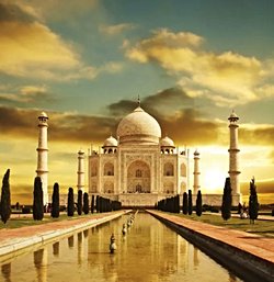 Tac Mahal ve Kızıl Kale Timur' un Soyundan Gelenler Tarafından Yaptırılmış