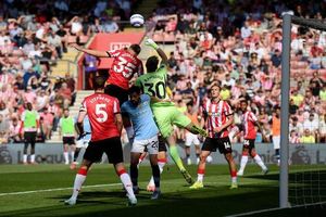Southampton Stuns City With Goalless Draw To Avoid Record