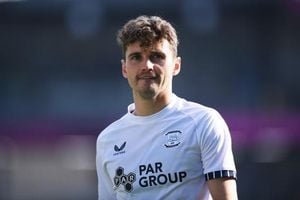 Bristol City Fights Back To Draw With Preston North End